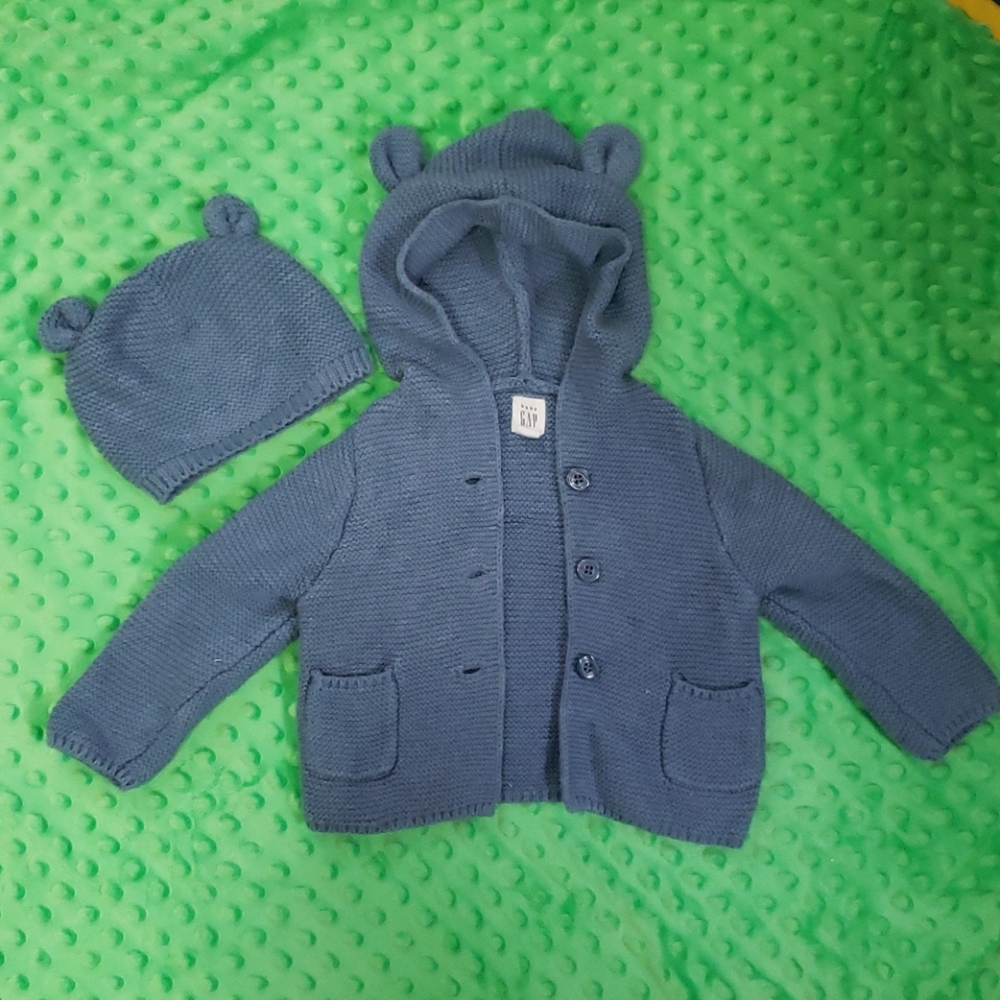 Baby Gap 3-6m Sweater, Hat and booties
